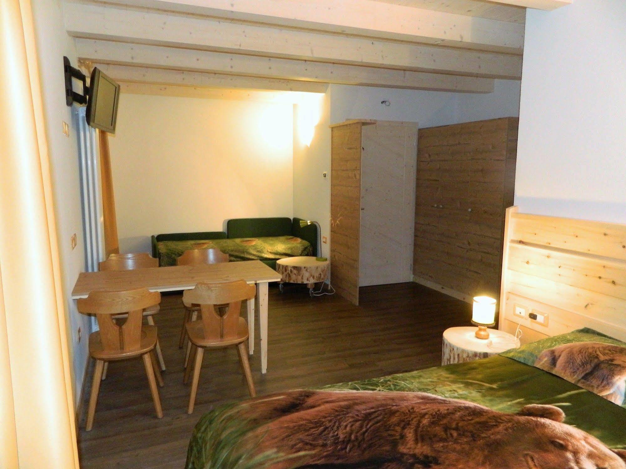 Hotel Ganzaie Val di Fiemme Kültér fotó